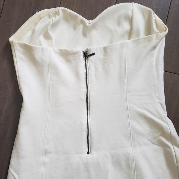 Strapless beaded dress - Picture 2 of 7